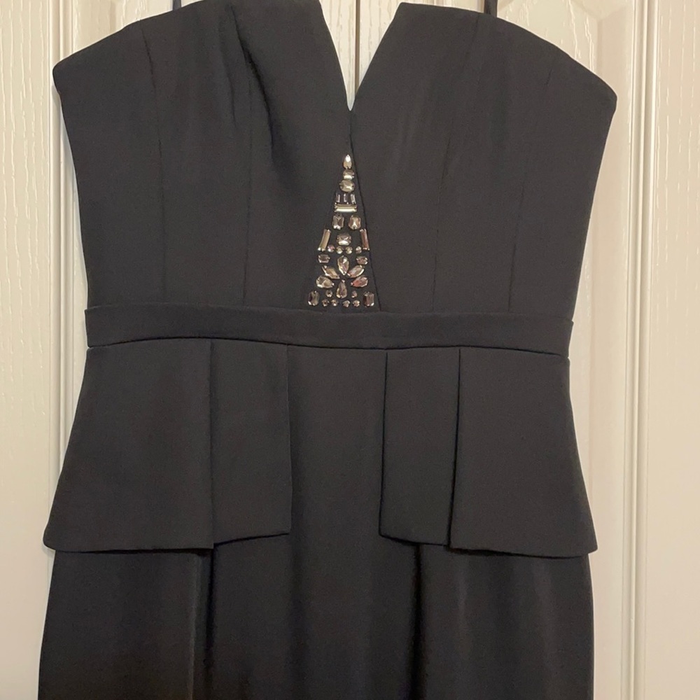 Beautiful BCBGMAXAZRIA black gown size 6. Worn once